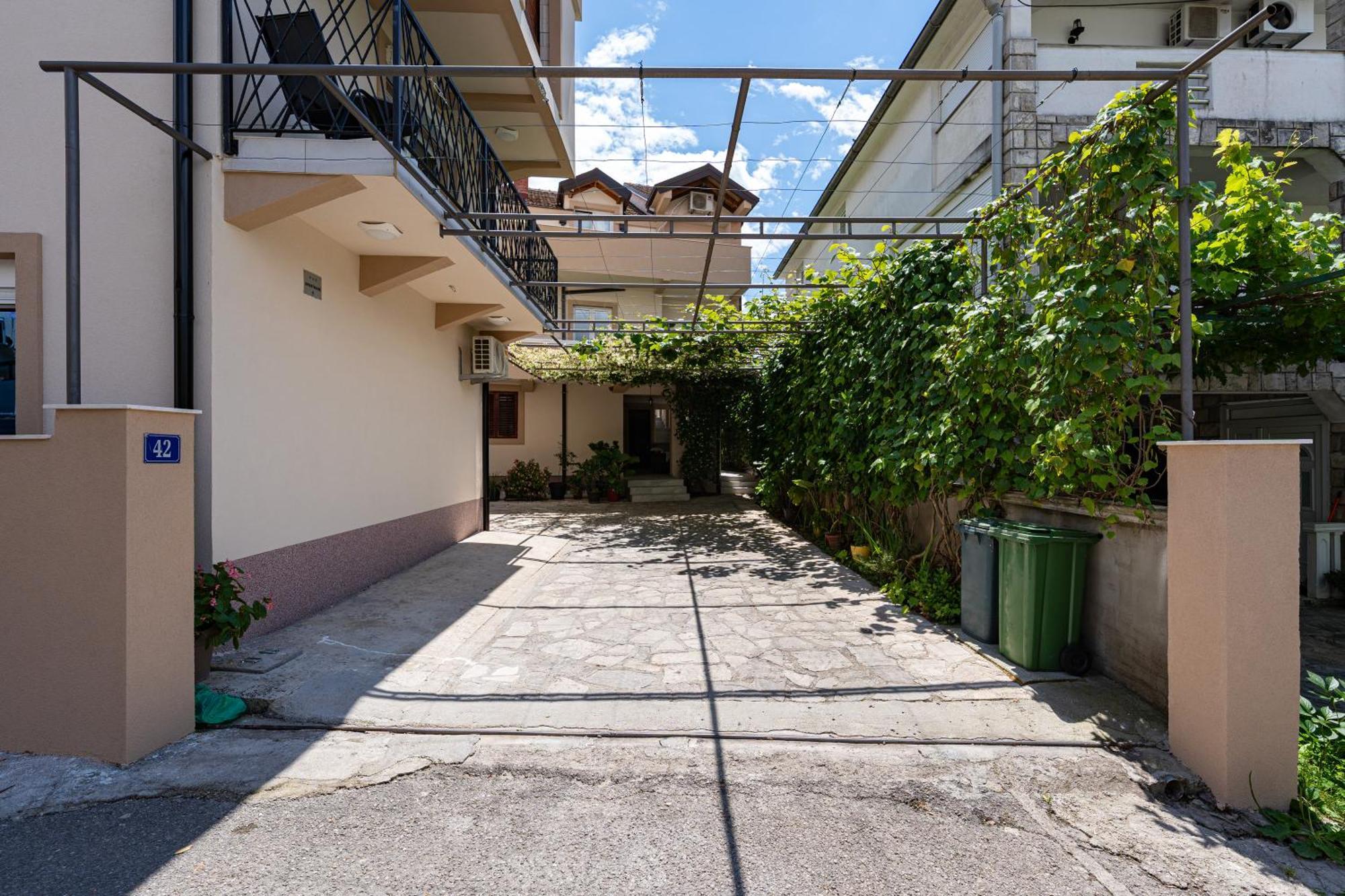 Apartments R&M Tivat Exterior photo