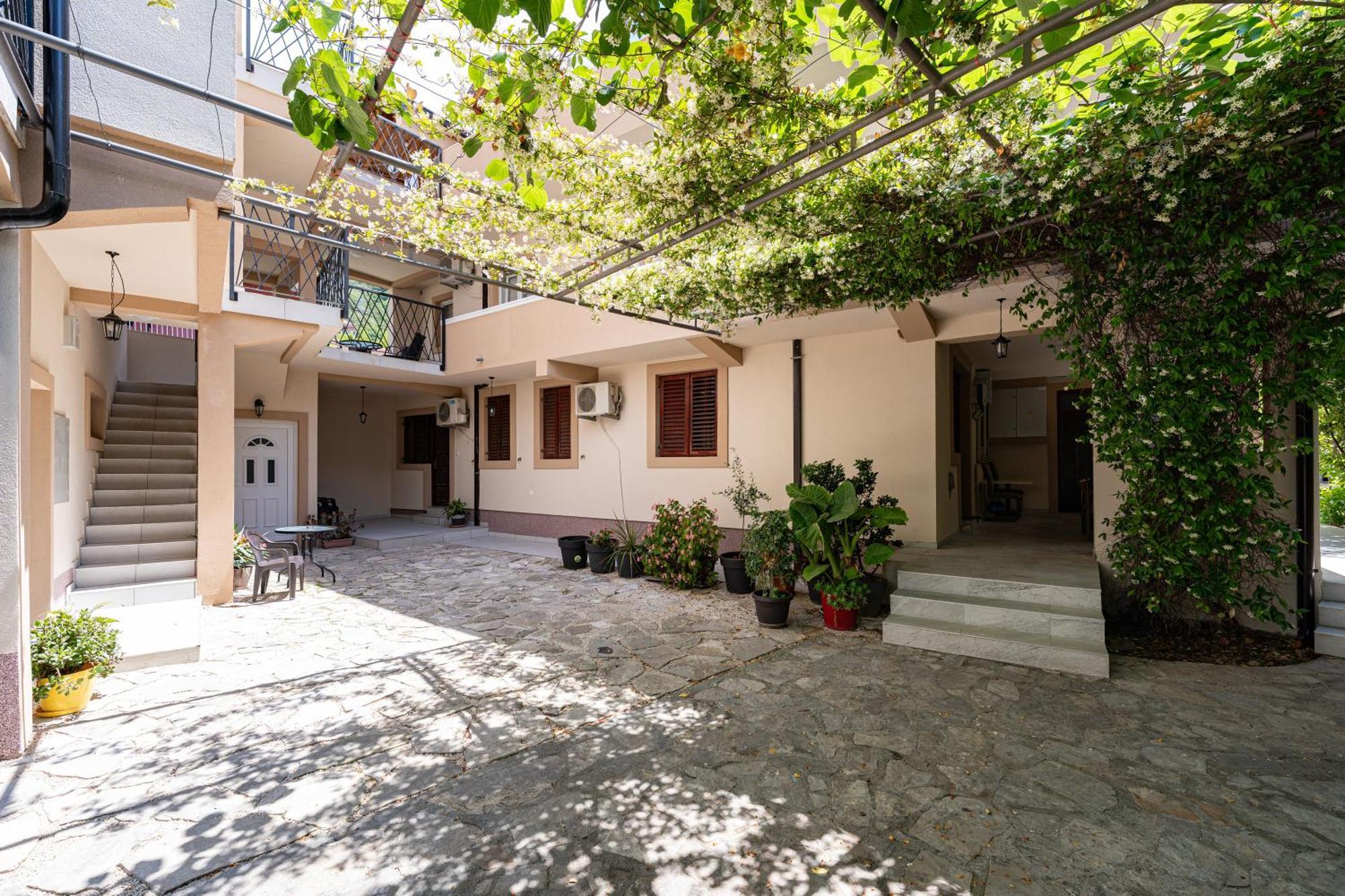 Apartments R&M Tivat Exterior photo