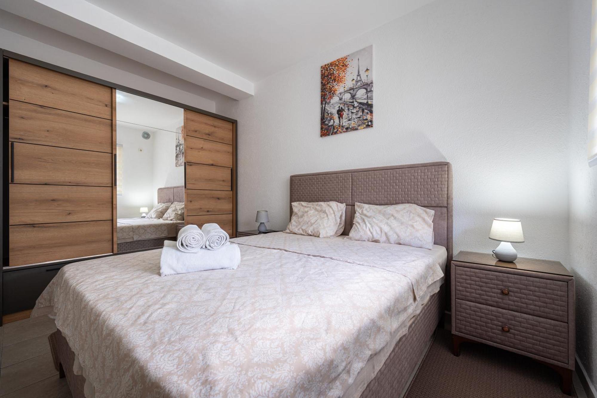 Apartments R&M Tivat Exterior photo