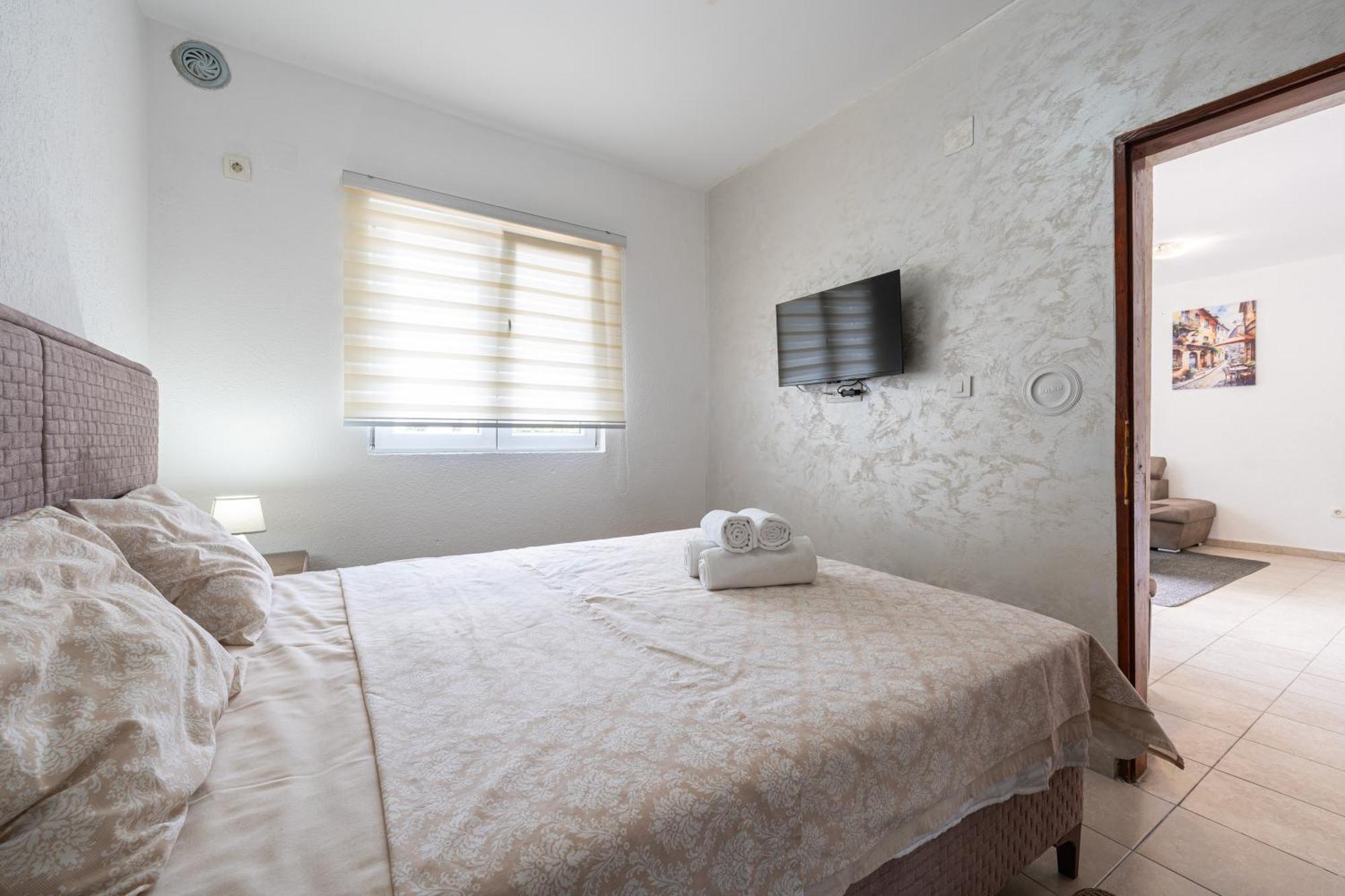 Apartments R&M Tivat Exterior photo